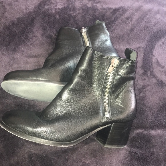 Bootie - Picture 2 of 4